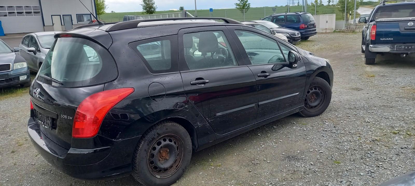 Peugeot 308 2014 — photo 10