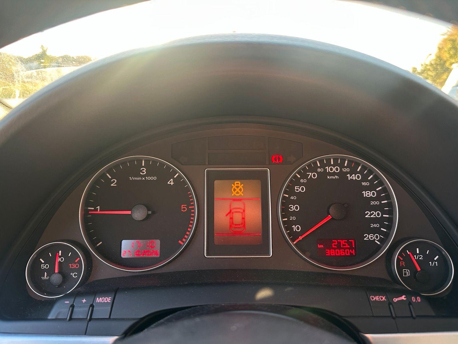 Audi A4 2007 — photo 13