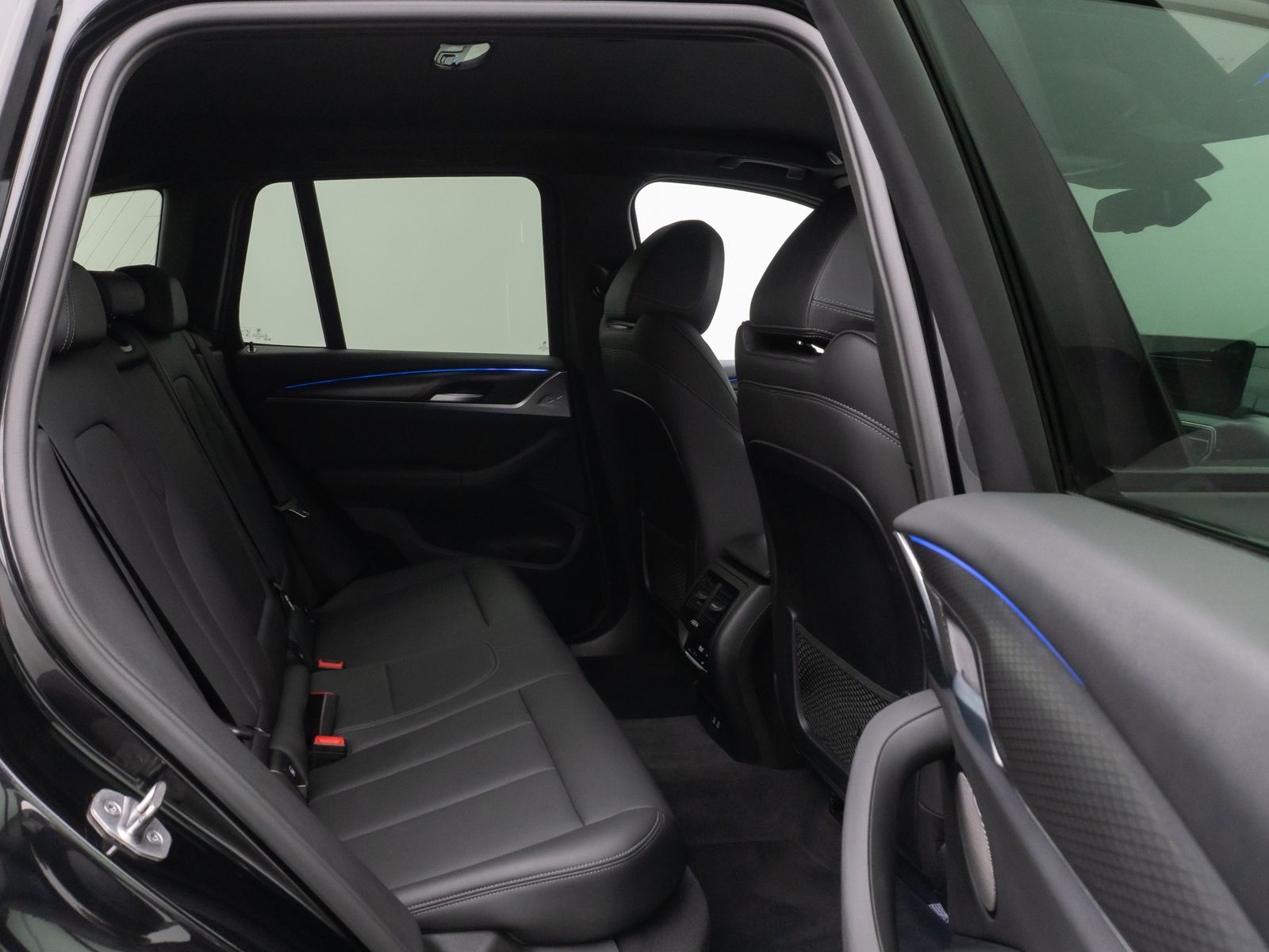 Fahrzeugabbildung BMW X3 xD20i M Sport Kamera DAB H/K AHK Alarm 20Zoll