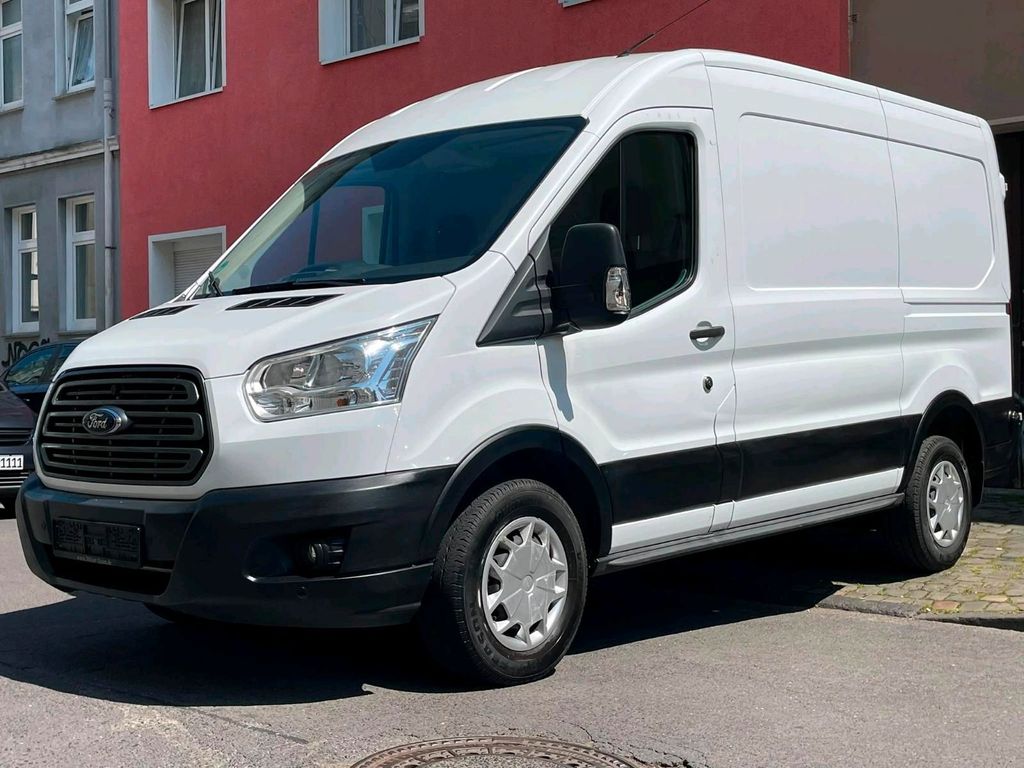 Image of Ford Transit Custom