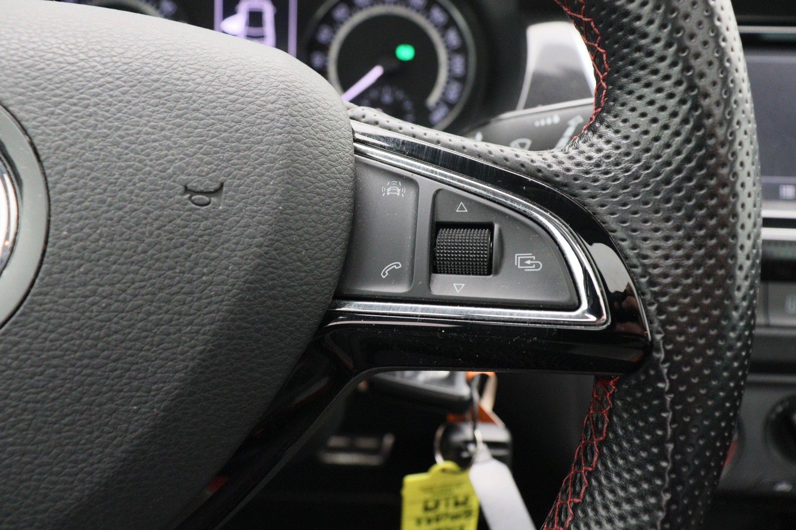 Fahrzeugabbildung SKODA Fabia 1.4 Monte Carlo NAVI AT