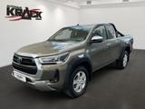 Toyota HiLux 4x4 Extra Cab AT Executive - Offers