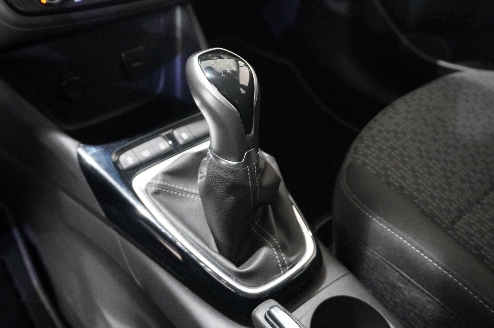 Fahrzeugabbildung Opel Crossland (X) 1.2 EDITION NAVI/LED/KAMERA/DAB+