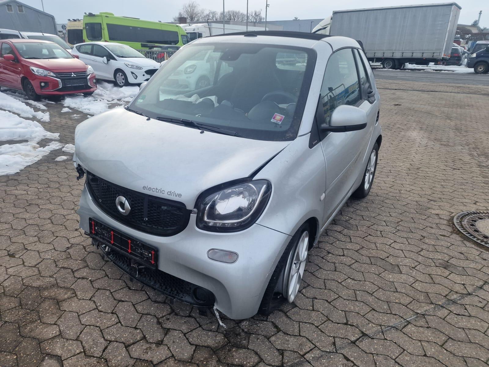 Smart ForTwo cabrio EQ Passion,35.000Km