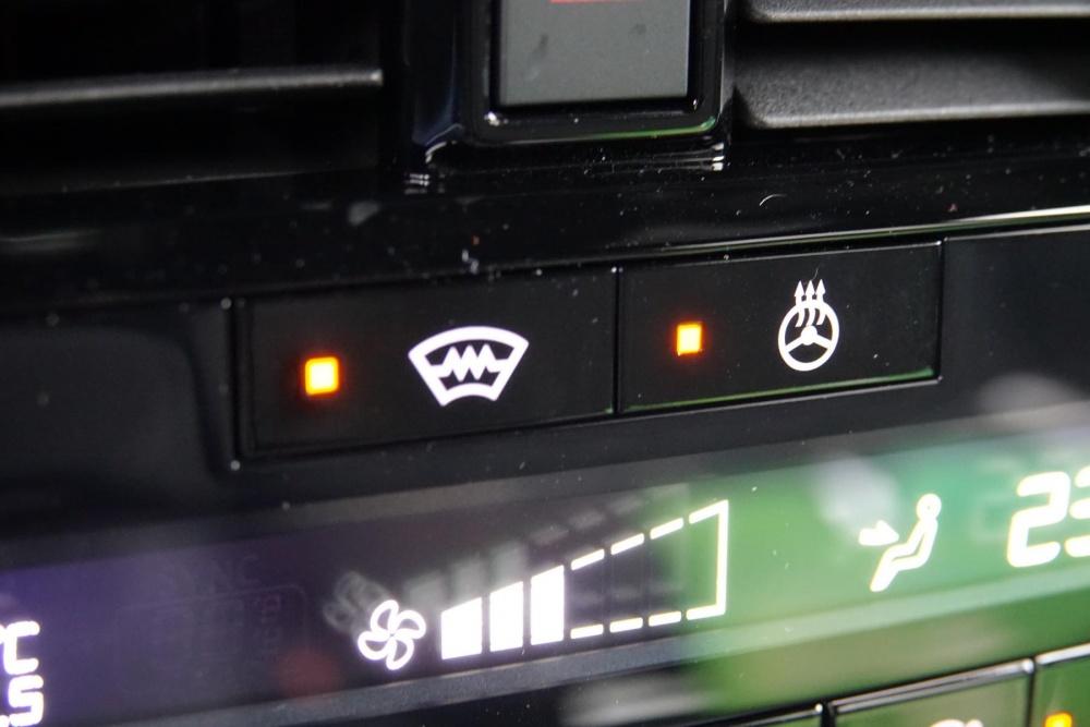 Nissan Qashqai TEKNA+ (plus) ALLRAD BOSE/Panodach/Leder