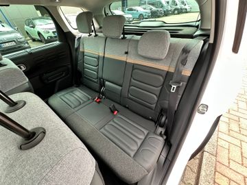 Citroën C3 Aircross PT130 EAT6 ShinePack | PDach - SH