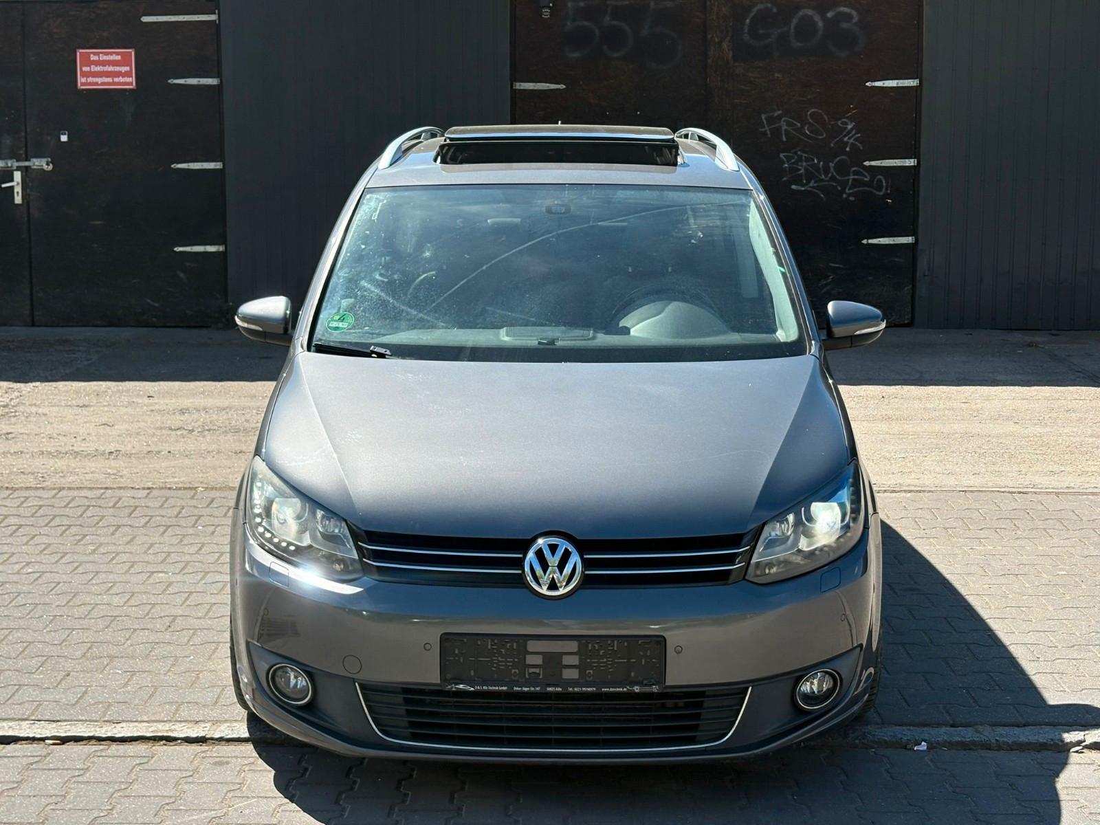 Volkswagen Touran Highline 2.0 AUT 7SITZER*NAVI*LEDER