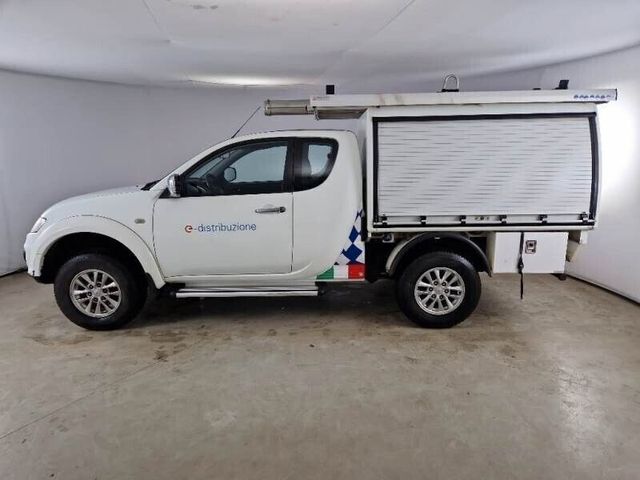 Mitsubishi L200 2.5 DI-D/136CV SC Inform DPF