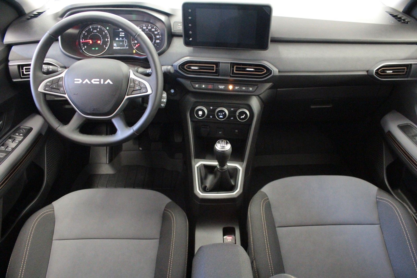 Fahrzeugabbildung Dacia Sandero Eco-G 100 Stepway Extreme+