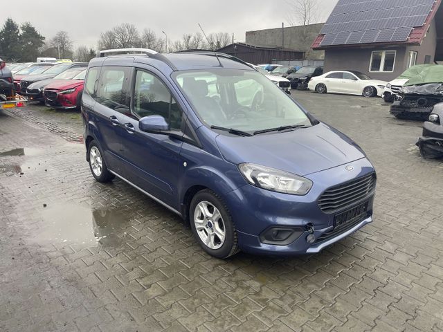 Ford Tourneo Courier 1.5 COMFORT