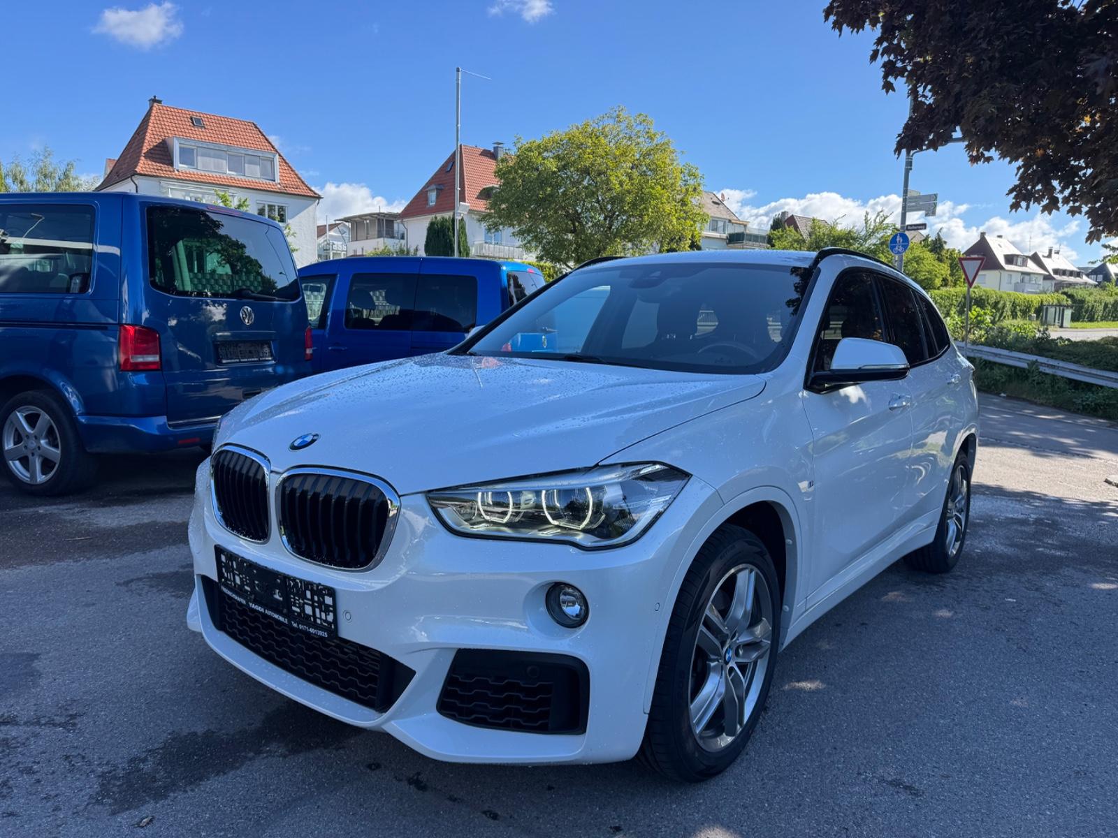 BMW X1 sDrive 20 i M Sport*LED*AHK*KAM*ALCANTARA*ACC