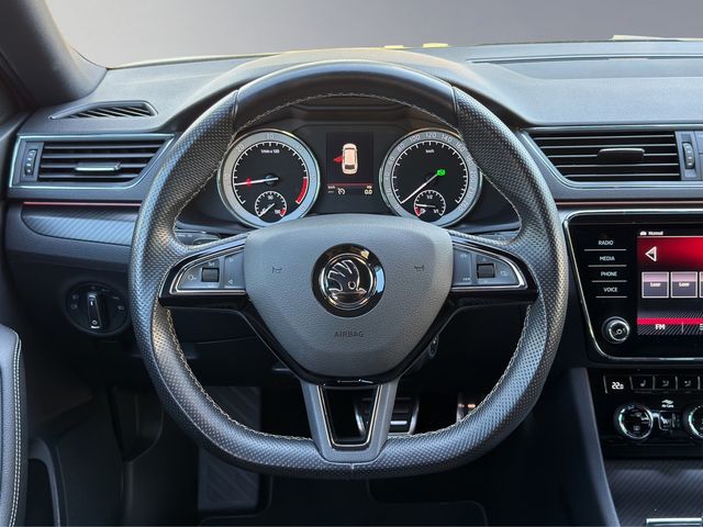 Superb Combi 2.0 TDI SportLine DSG MATRIX-LED