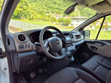 Renault Trafic - 4