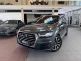 Audi Q7 3.0 TDI quattro 3x S-Line 7-Sitzer Virtual - graue Audi Q7