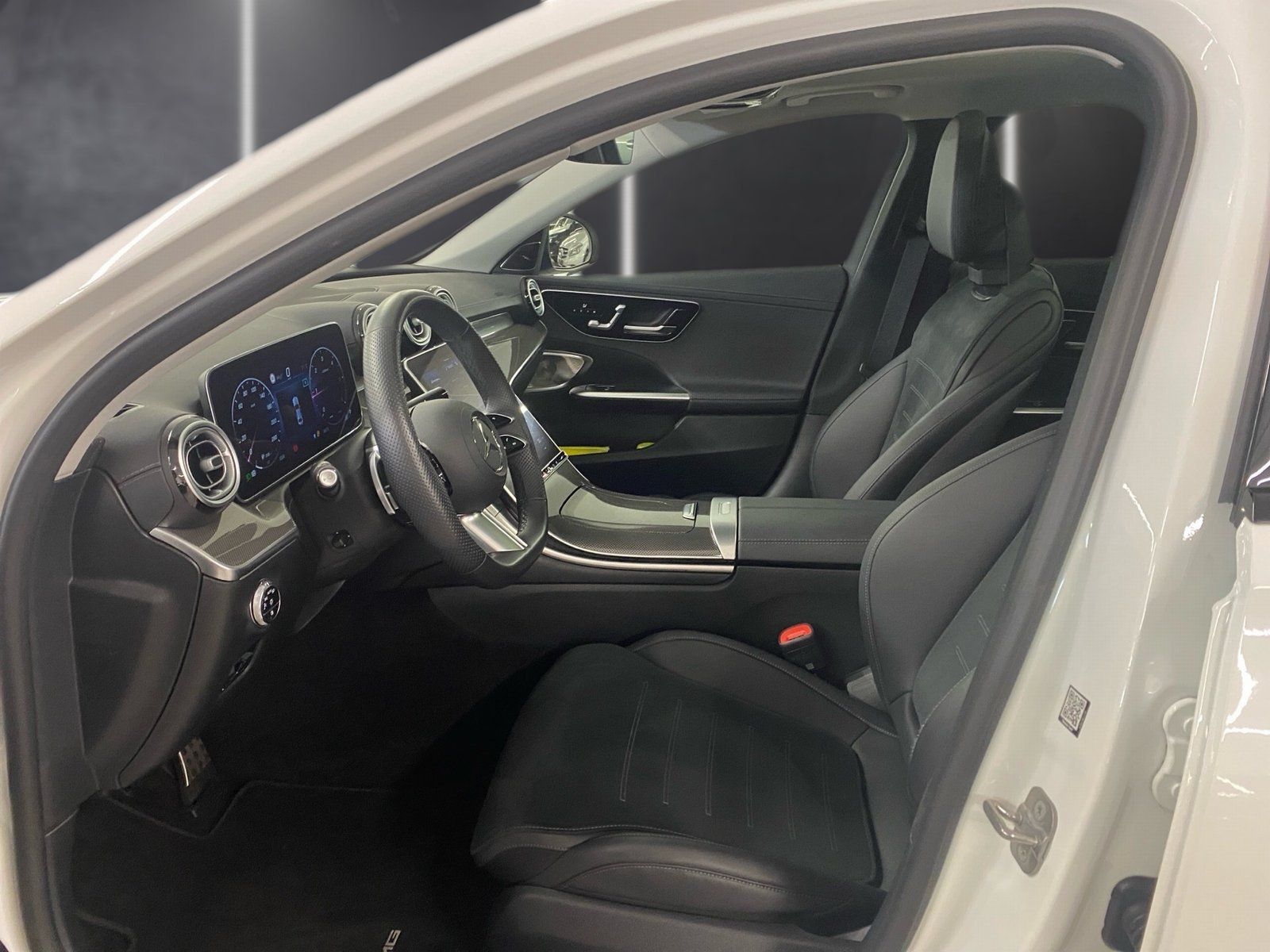 Fahrzeugabbildung Mercedes-Benz C 300 d AMG*Pano*Burm*Distro*Totwink*360*Digital