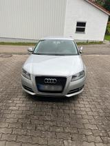 Audi A3 Sportback 8 fach bereift TÜV - Audi A3 aus 2012 mit Diesel-Antrieb: Kombi