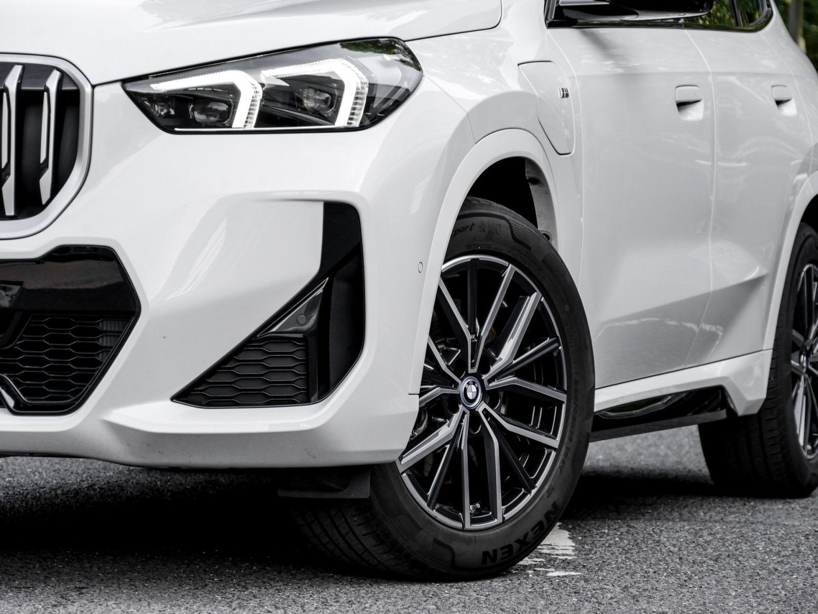 BMW X1 xDrive30e M SPORT PANO HuD 360° ADAPT.LED foto 5