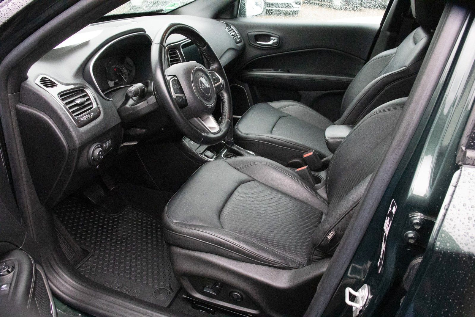 Fahrzeugabbildung Jeep Compass S PHEV 4WD AT*Pano*Temp*Navi*Leder*LED