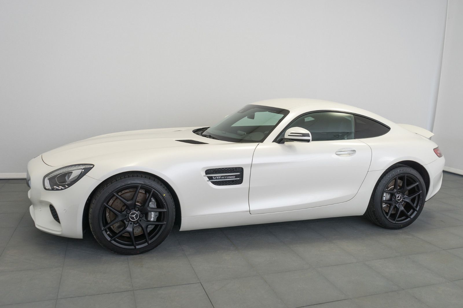 MERCEDES-BENZ AMG GT Coupe/erst 5 Tkm./neuwertig/Reifen neu!