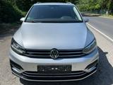 Volkswagen Touran Comfortline 1,5 TSi DSG Standh,SHZ,7Sitz - Volkswagen Touran mit Benzin-Antrieb: Kombi, Automatik