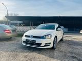 Volkswagen Golf VII Lim. Highline BMT 1.4TSI BlueMotion DSG - Volkswagen Golf: Highline Bluemotion