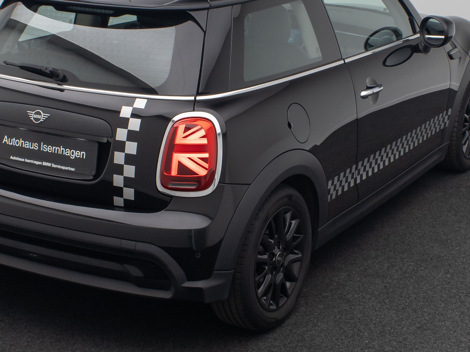 Fahrzeugabbildung MINI ONE Classic Trim LED Navi Leder H/K Komfort DAB