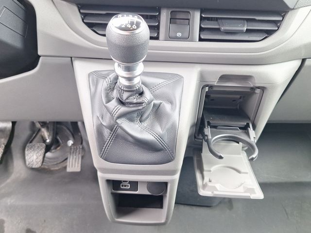 T7 Transporter Kasten langer Radstand 2.0 TDI Rü