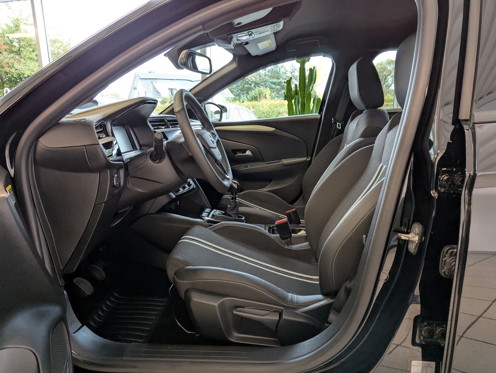 Fahrzeugabbildung Opel Corsa 1.2 GS IntelliLux Tech1-Komfort-Paket Cam