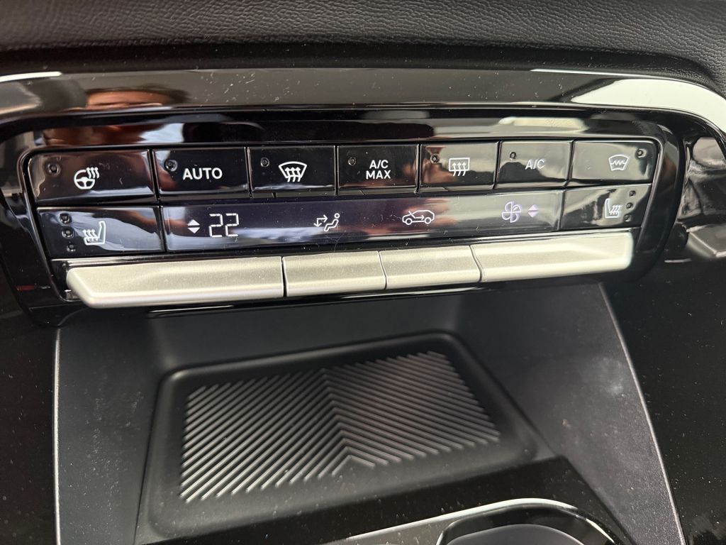 Fahrzeugabbildung Citroën C3 Turbo 100 PLUS + Winter Paket*Allwetterreifen