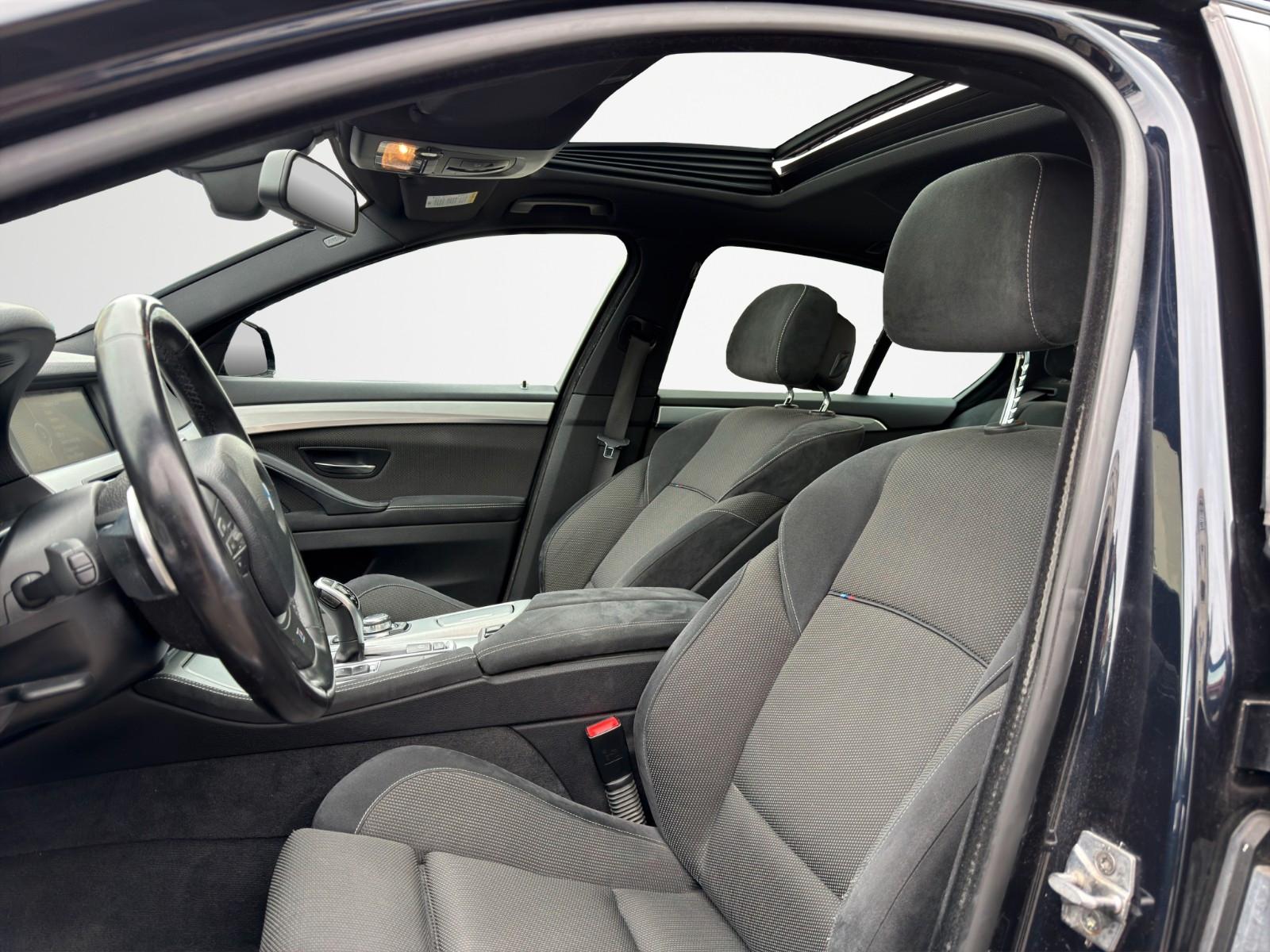 BMW 528i F10 M Sport | 245 ch | BVA | Toit ouvrant | Caméra de recul | Sièges chauffants | Bi-xénon | GPS Professional