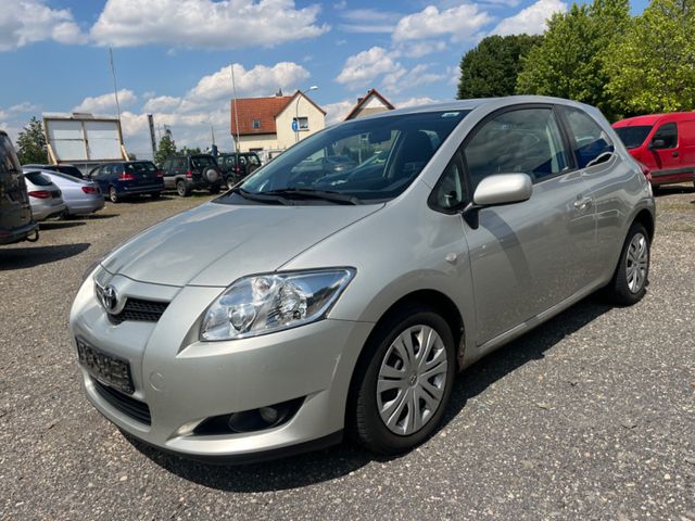 Toyota Auris 1.4 Luna