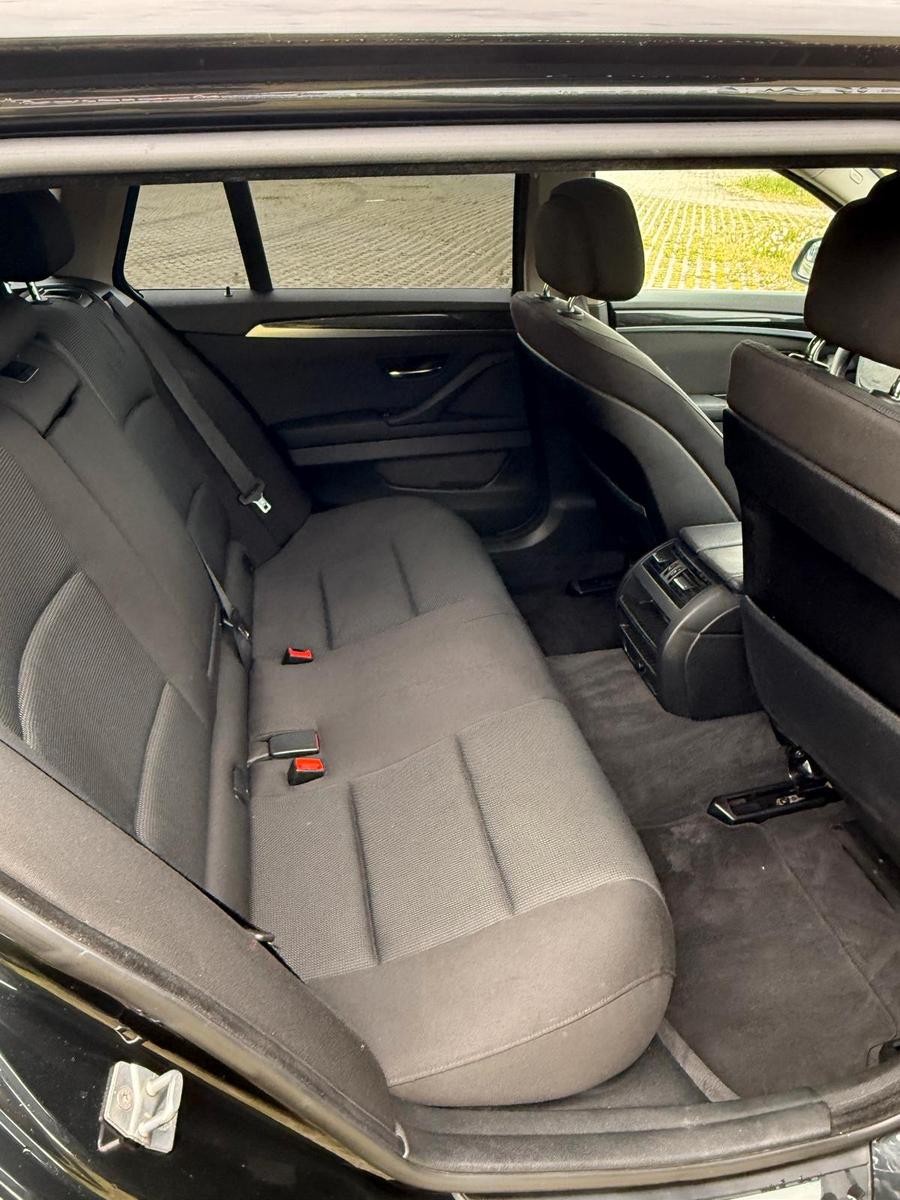 BMW 530 2011 — photo 6