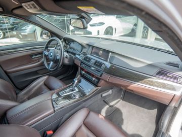 BMW 520 - 5