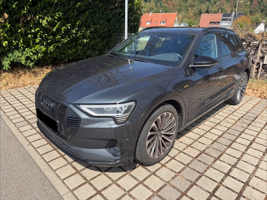 Image of Audi Q8 e-tron