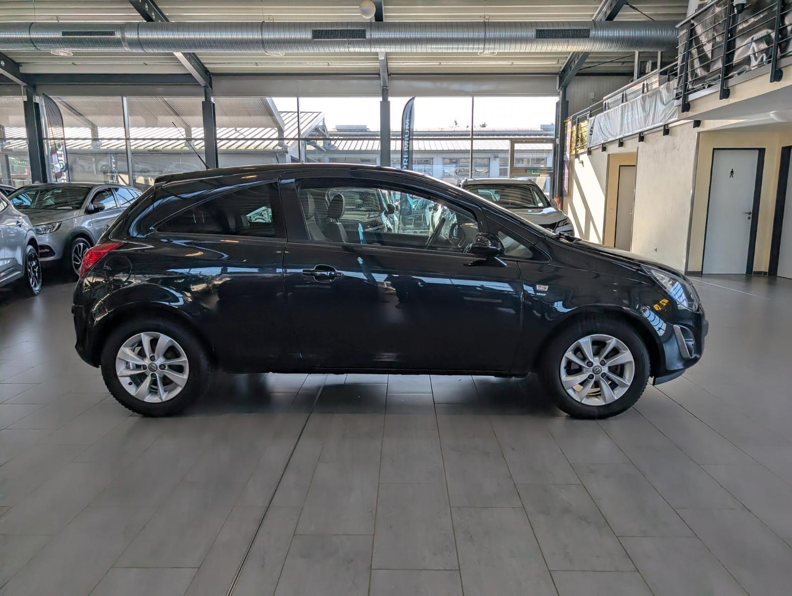 Opel Corsa SHZ LHZ Klima Tempomat Alu Nebel CD ;-)