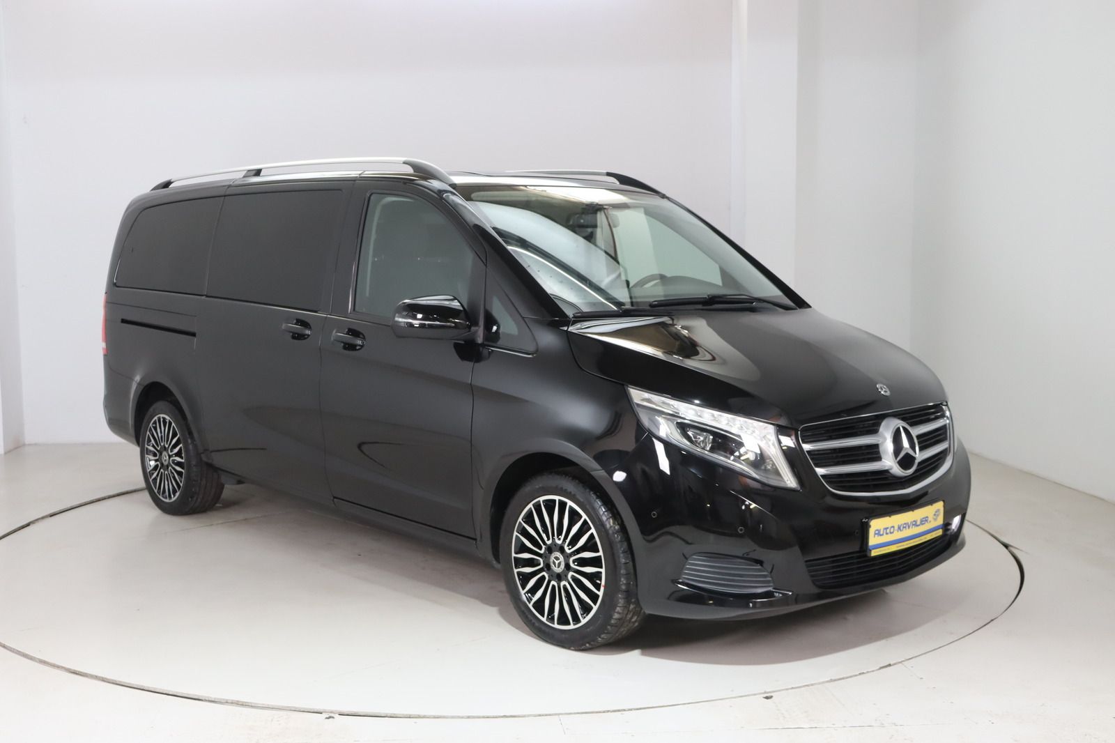 Fahrzeugabbildung Mercedes-Benz V 220 CDI/d EDITION lang * 7-Sitze * LED * ILS