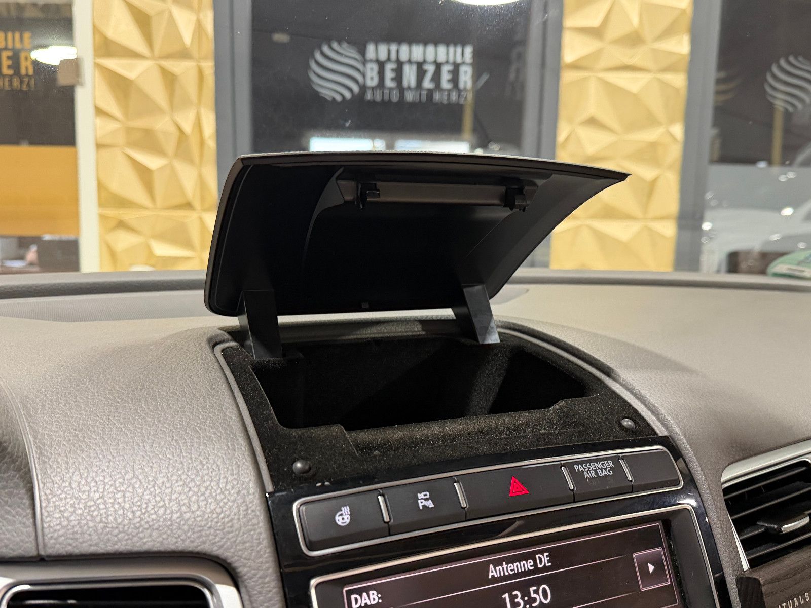 Fahrzeugabbildung Volkswagen Touareg V8 TDI /PANO7MEMORY/360°KAM/DYNAUDIO