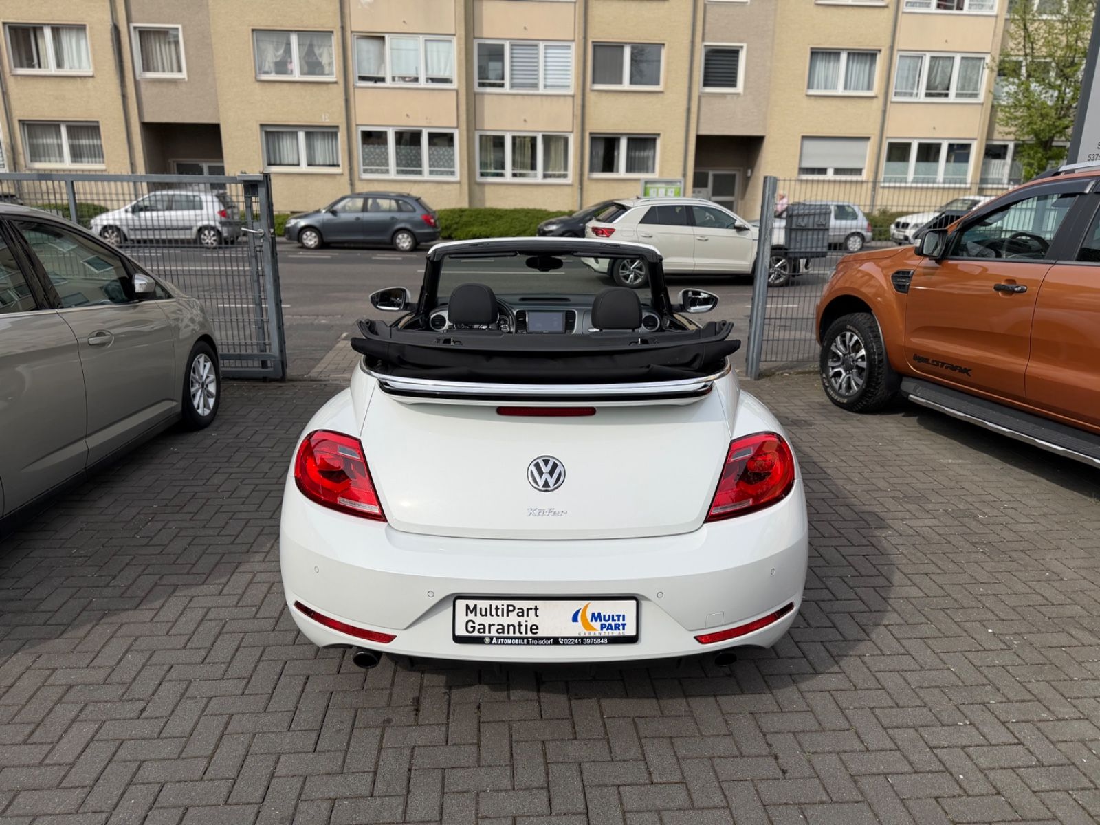 Volkswagen Beetle Cabrio R-Line*NAVI*DAB*TEMPO*XENON*DSG foto 8