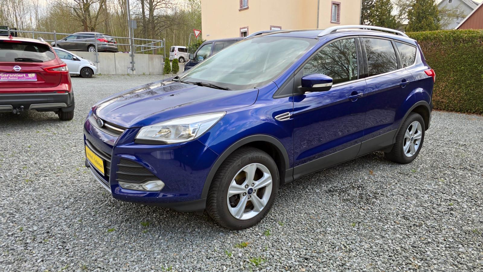 Ford Kuga 2,0 TDCi 4x4 110kW / AHZV / Navi