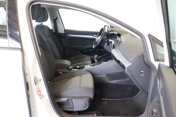 Volkswagen Golf VIII 2.0 TDI AID+FRONT+LANE+LED+ALU