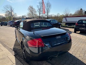 Fahrzeugabbildung Audi TT Roadster 1.8 T Xenon Leder SHZ Klimaaut. uvm.