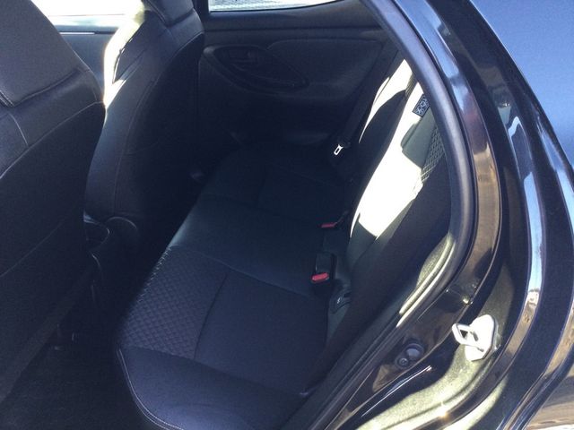 Yaris 1.5 Style KLIMA SHZ RÜCKFAHRKAMERA ACC LED