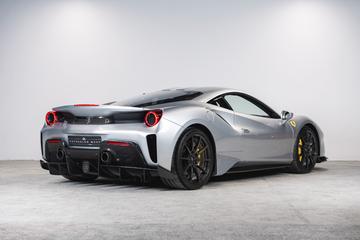 صورة 9 لـ 2019 Ferrari 488 PISTA