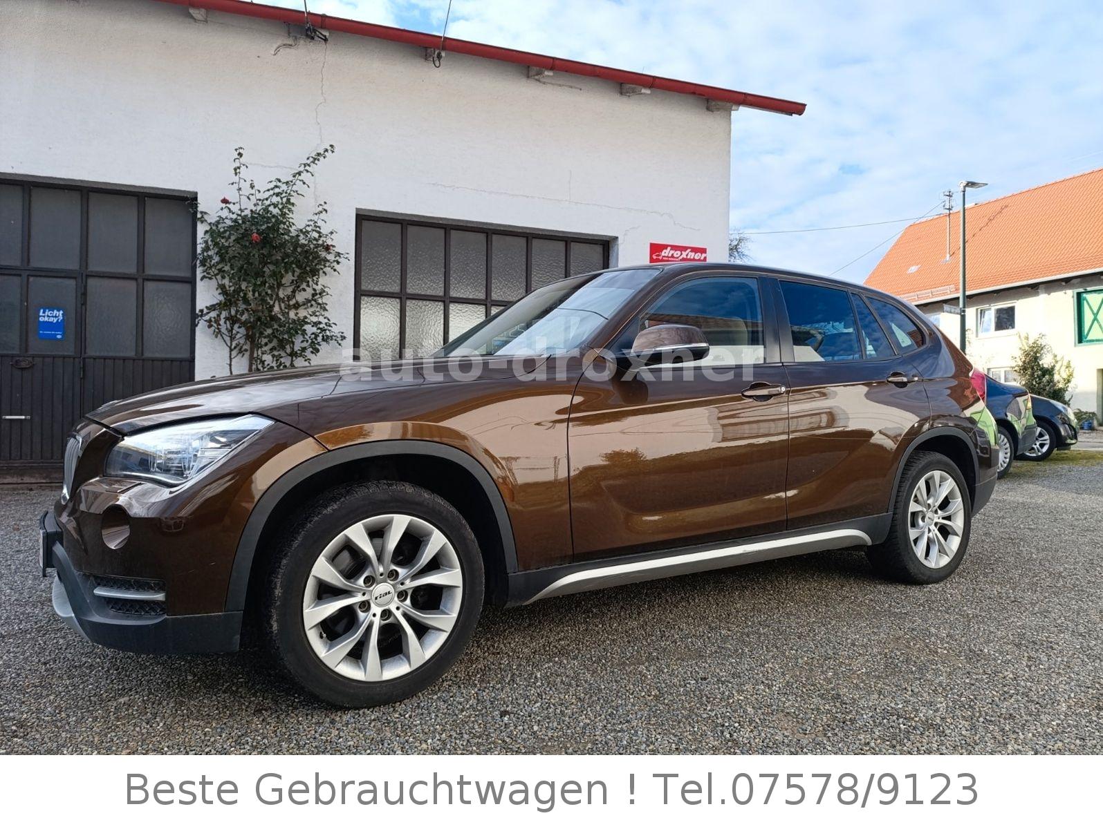 BMW X1 20 i xDrive /Leder/Bi Xenon/AHK/1.Hand