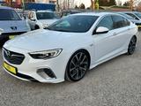 Opel Insignia B Sport GSi 4x4*Vollausstattung*TOP - Opel Insignia: Sport