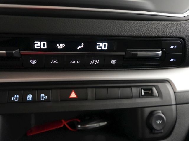 Zafira Life e TOURER L 75kWh AT 8-SITZER+BI XENO