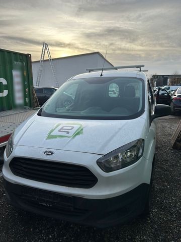 Ford Transit Courier 5 Sitzer Klima