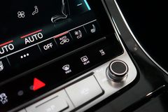 AUDI SQ7 TFSI | B&O | HuD | Pano | Laser | 7-Sitze AUDI SQ7 TFSI | B&O | HuD | Pano | Laser | 7-Sitze