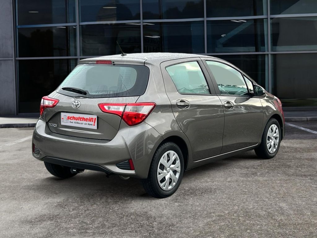 Fahrzeugabbildung Toyota Yaris 1.0 VVT-i Comfort