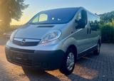 Opel Vivaro Kombi L1H1 2,7t 9-Sitze //TOP-Zustand// - Opel Vivaro in Wiesbaden